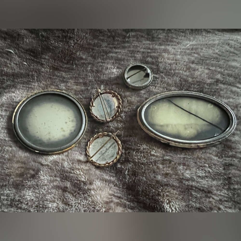 Vintage Pins - Picture 2 of 5